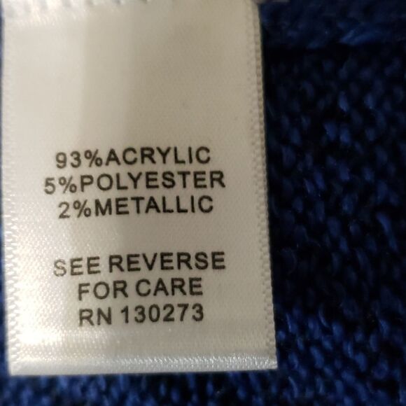 NWOT Blue sweater with button detail - Picture 2 of 4
